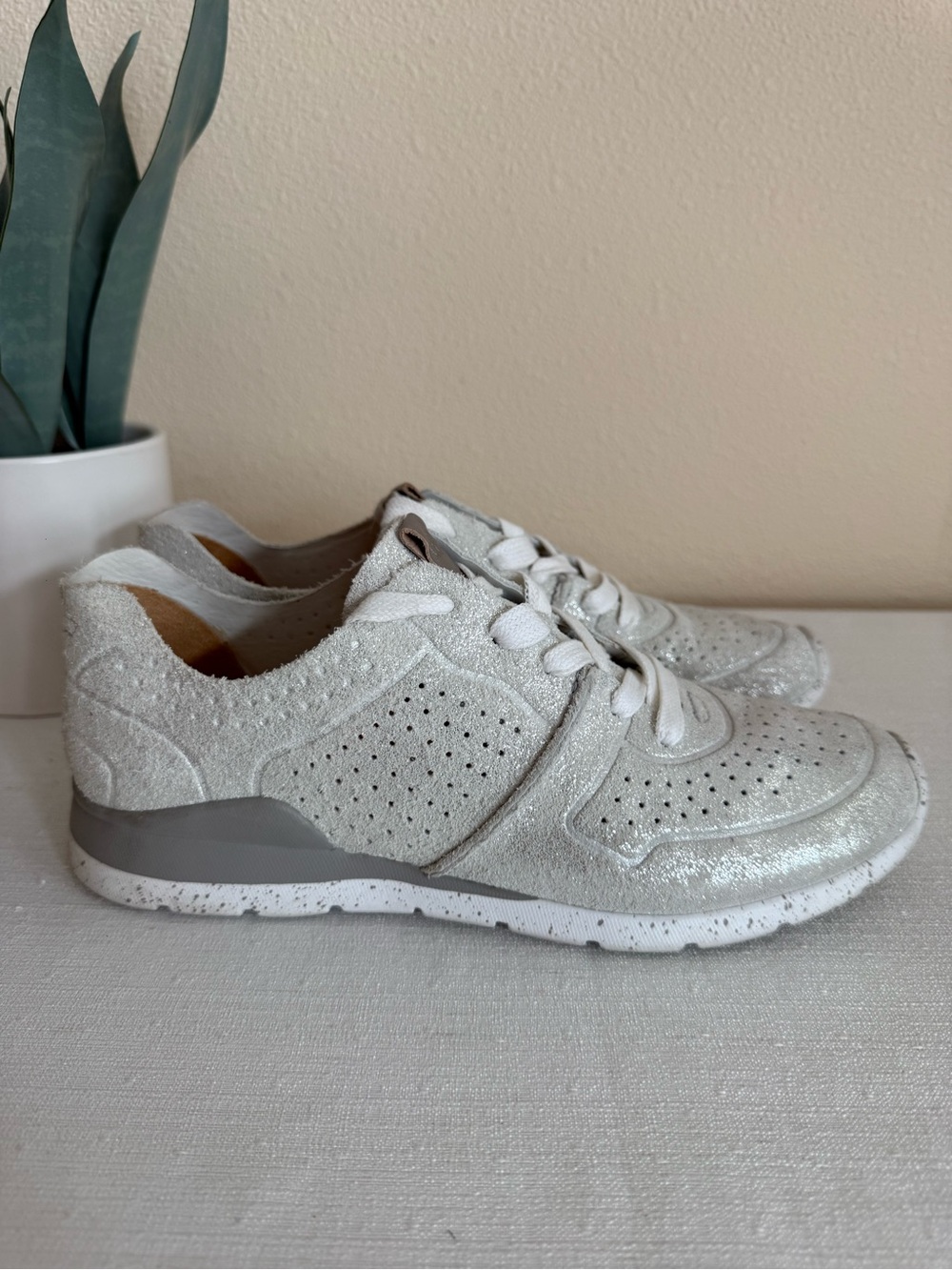 UGG Women’s Silver Metallic Suede Lace-Up Casual Sneakers